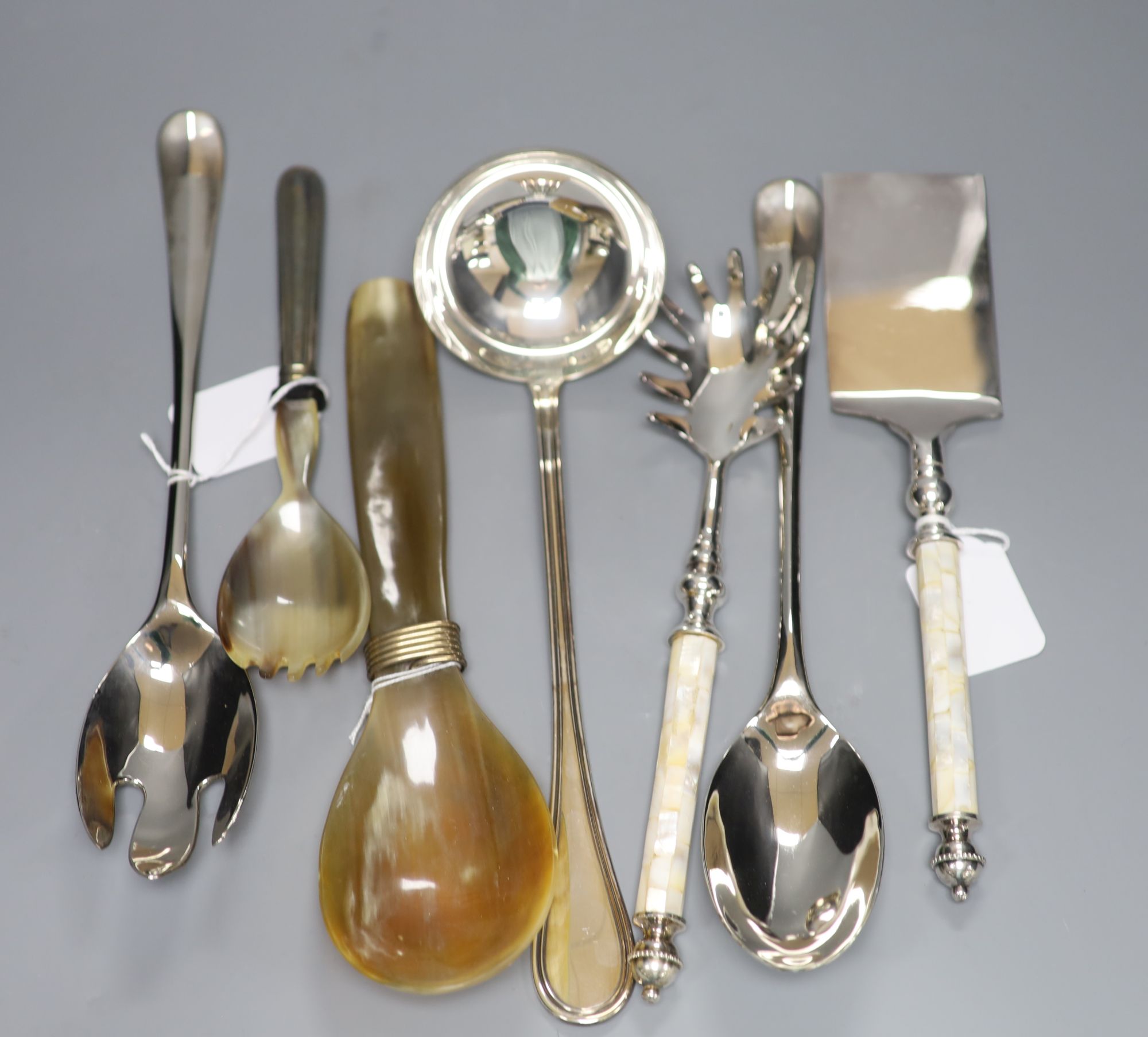 An 800 standard silver ladle and various serving items, ladle approx 6.5oz